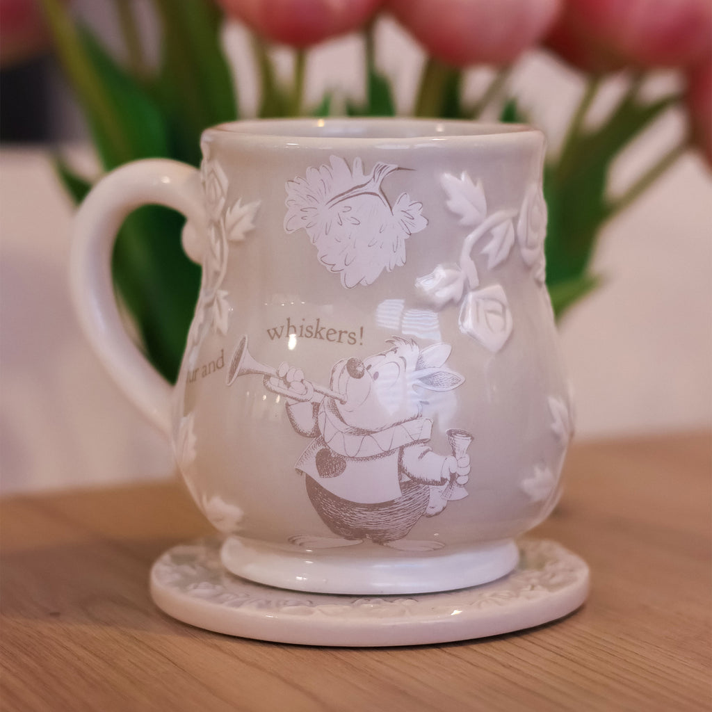 Produktbild Alice im Wunderland - Weißer Hase Relief Tasse