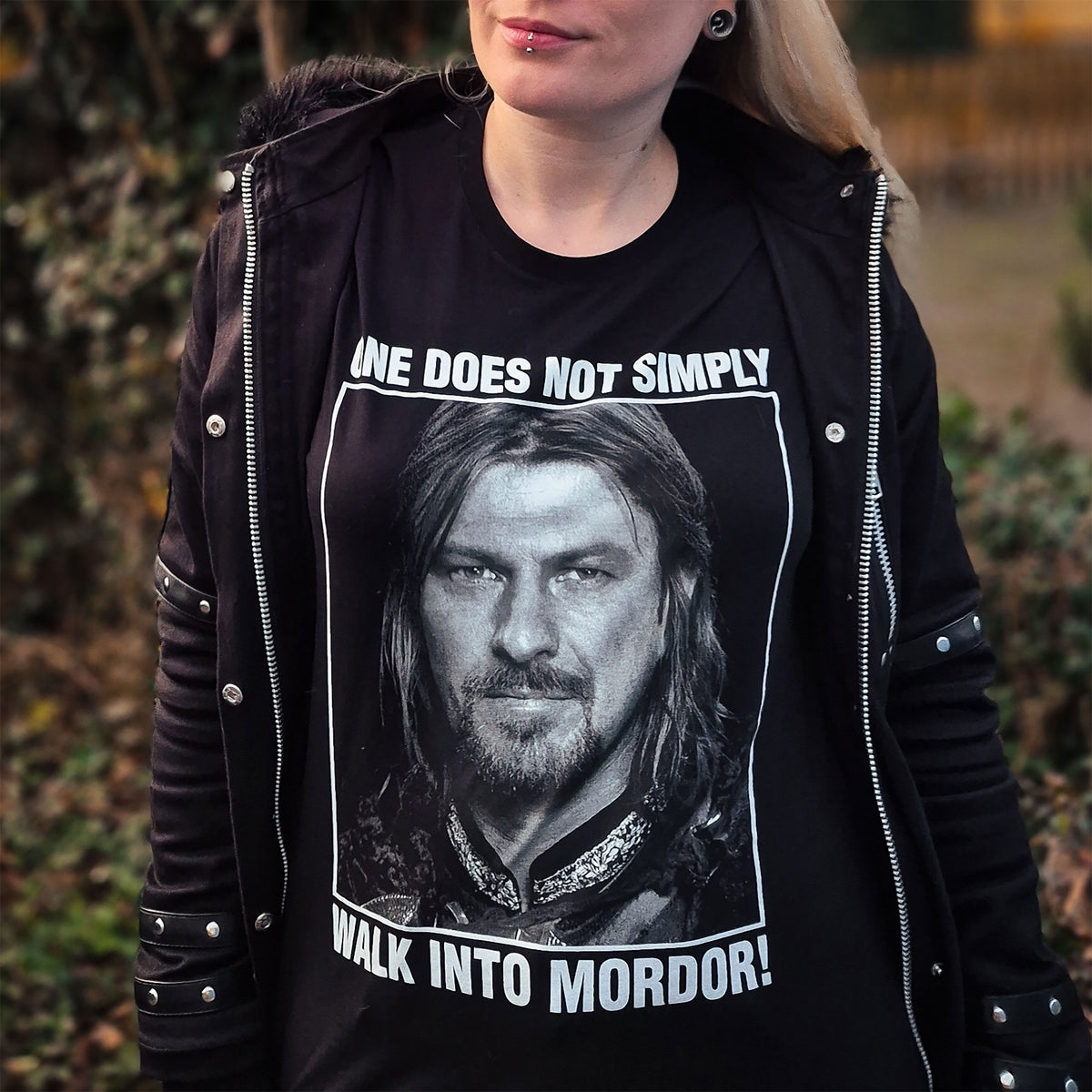 Produktbild Boromir One Does Not Simply Walk Into Mordor T-Shirt - Der Herr der Ringe