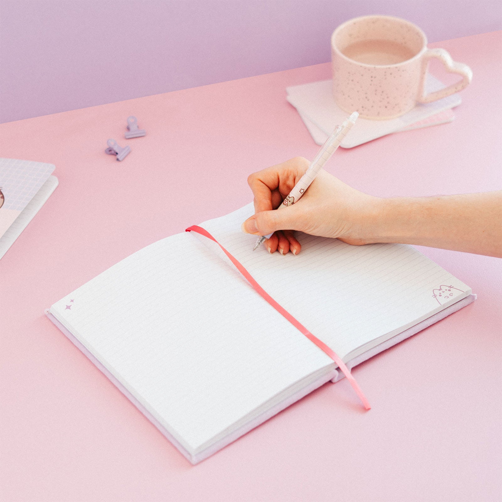 Product image Pusheen - Moments Plush Notebook