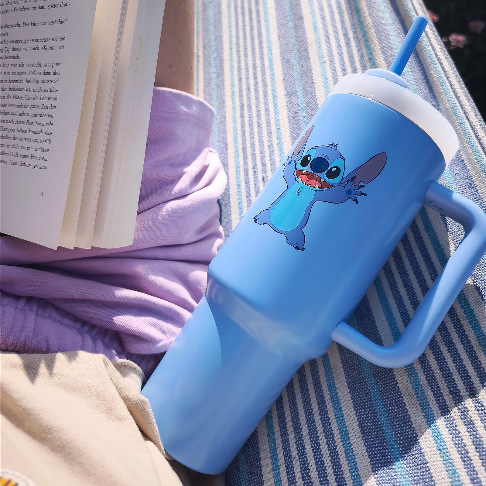 Produktbild Stitch To Go Becher mit Strohhalm - Lilo & Stitch