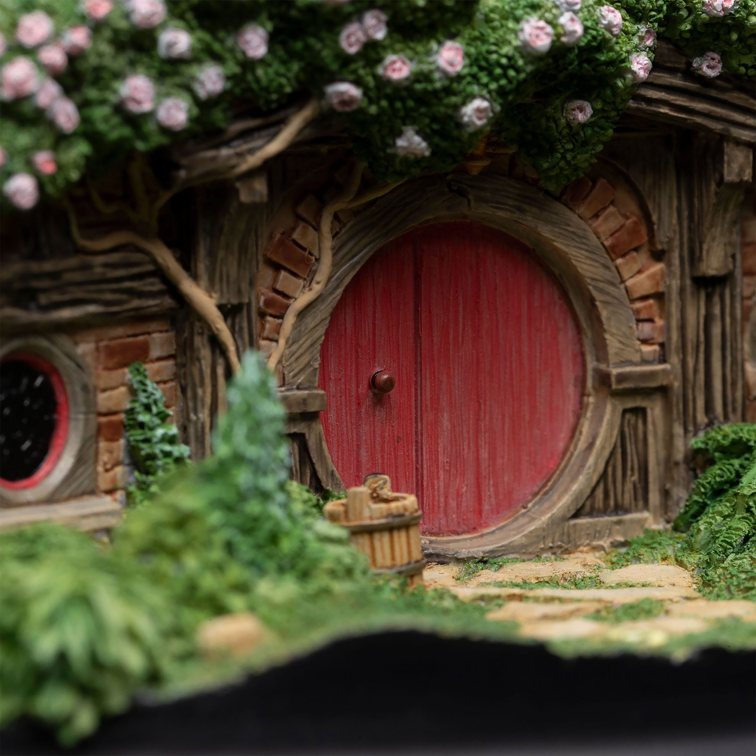 Produktbild Der Herr der Ringe - Hobbit Höhle Auenland Diorama