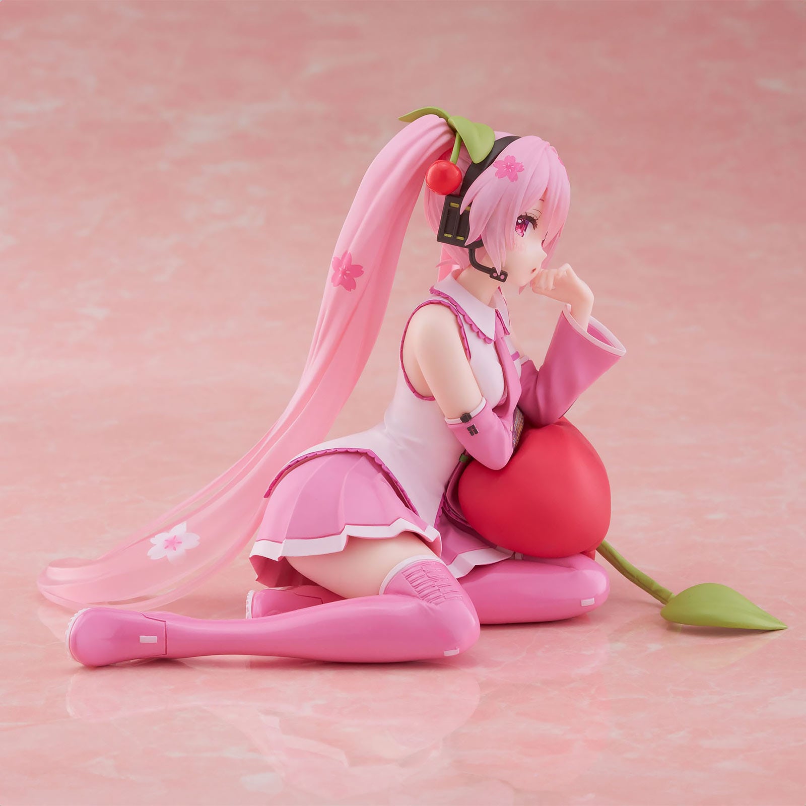 Produktbild Hatsune Miku - Sakura Miku Desktop Cute Figur Cherry Cushion Version