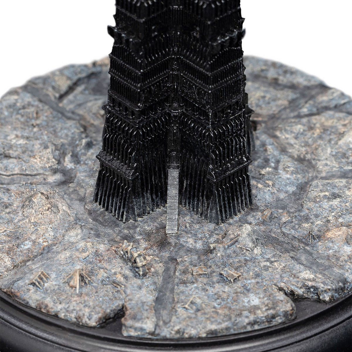 Produktbild Der Herr der Ringe - Orthanc Figur