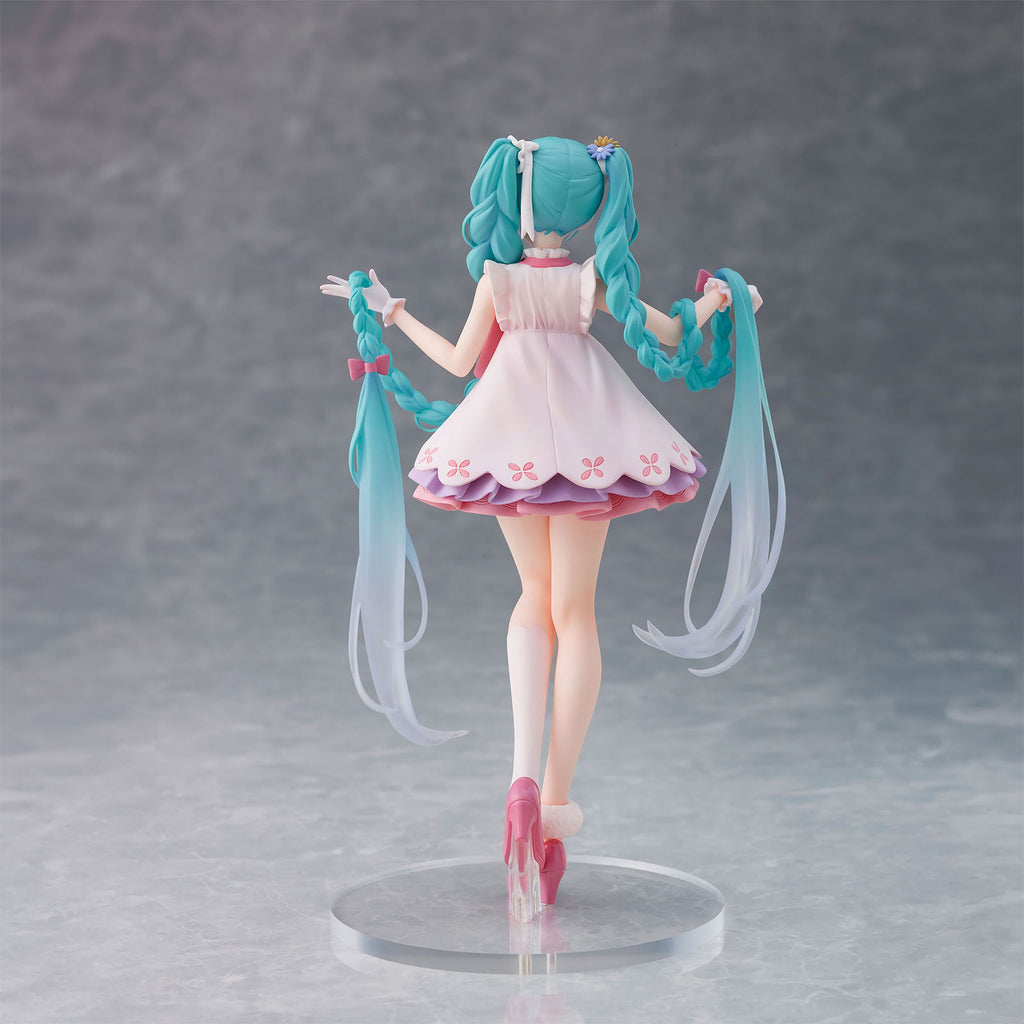 Produktbild Hatsune Miku - Miku Wonderland Figur Rapunzel Version