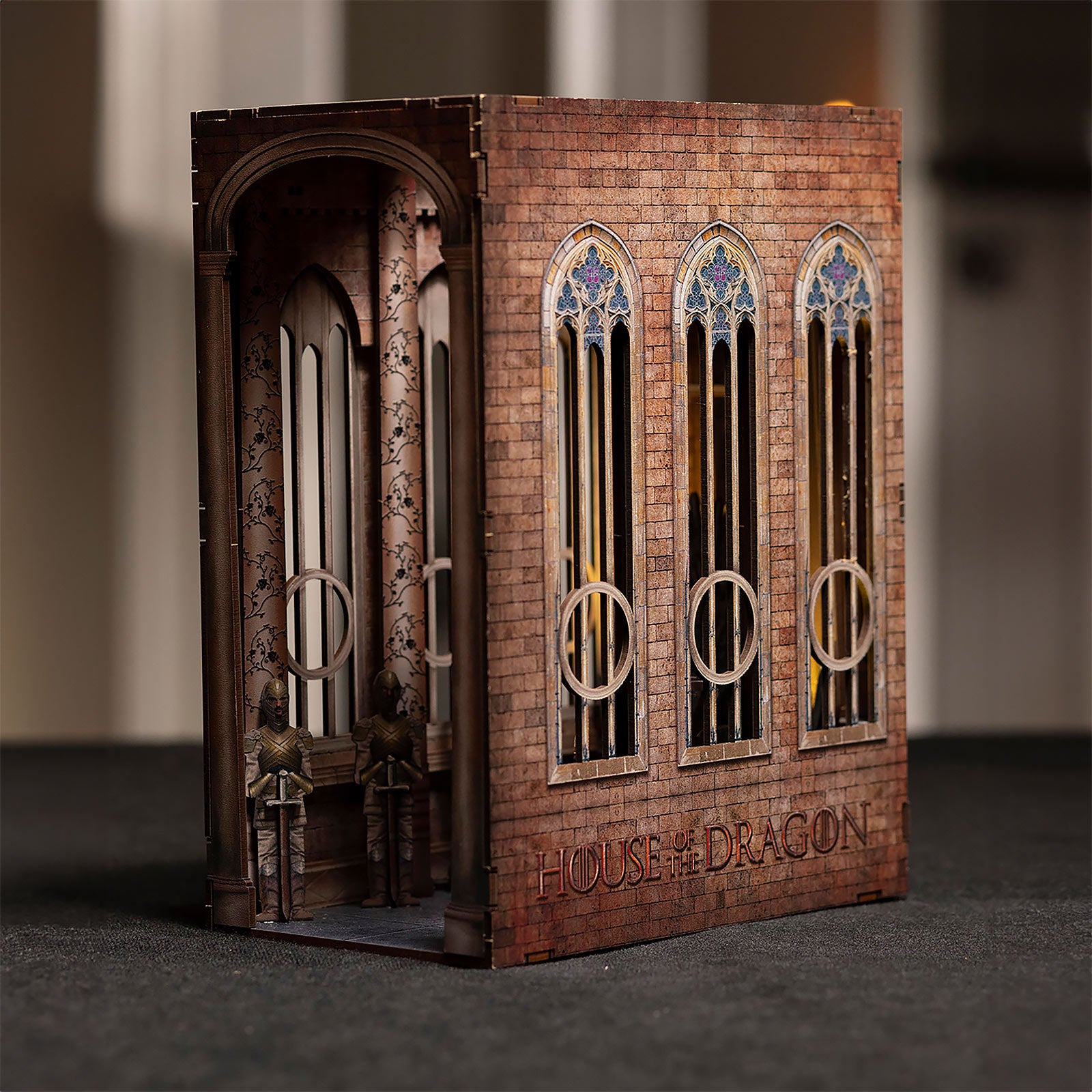 Product image Game of Thrones - Iron Throne Book Nook Wood Model Kit