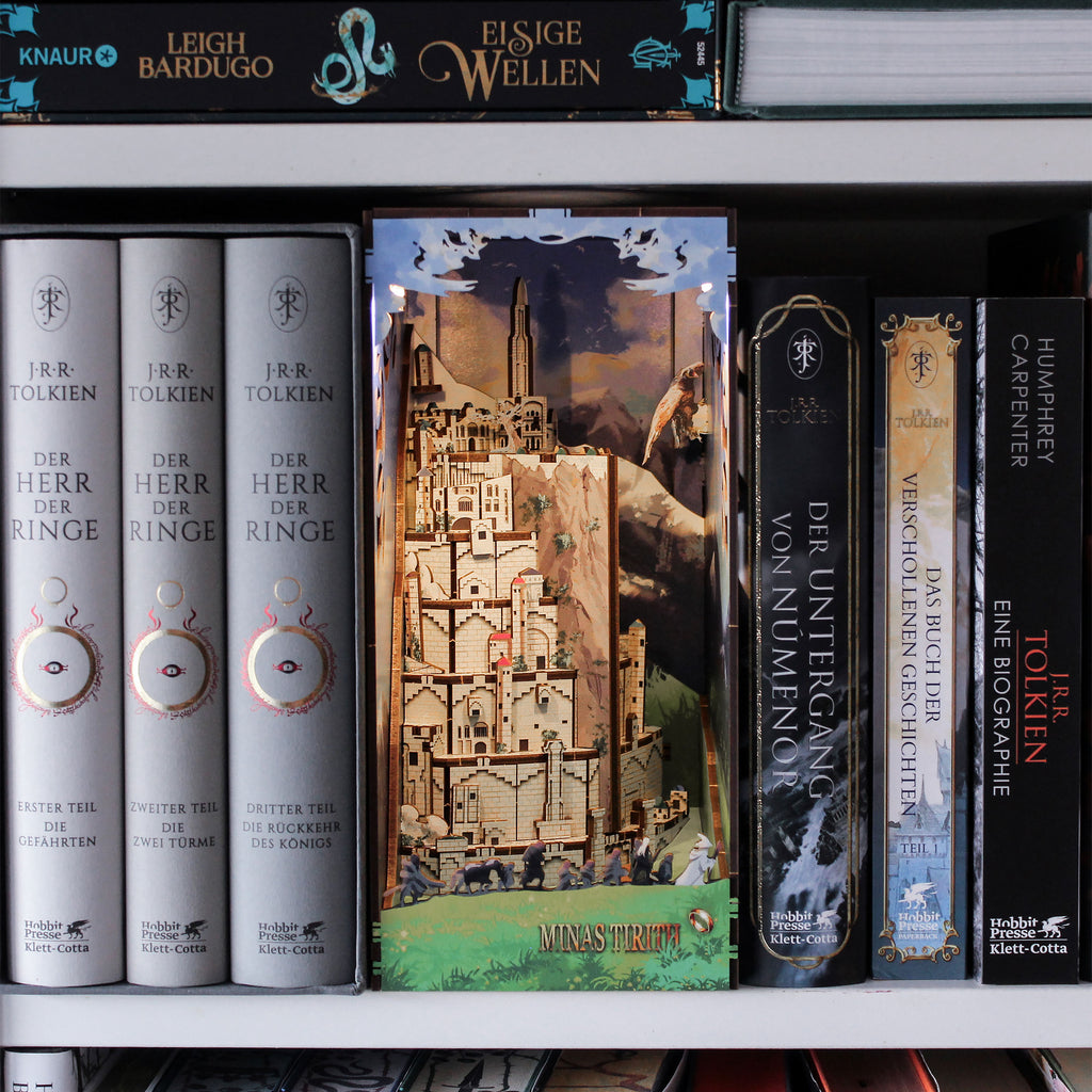 Produktbild Der Herr der Ringe - Minas Tirith Book Nook Modell Bausatz Holz