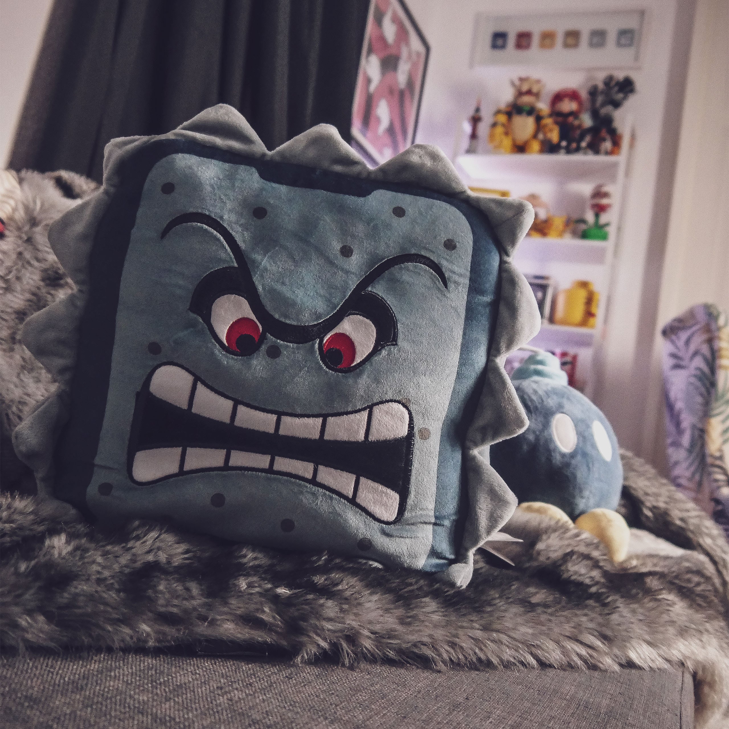 Produktbild Super Mario - Thwomp Mocchi-Mocchi Plüsch Figur