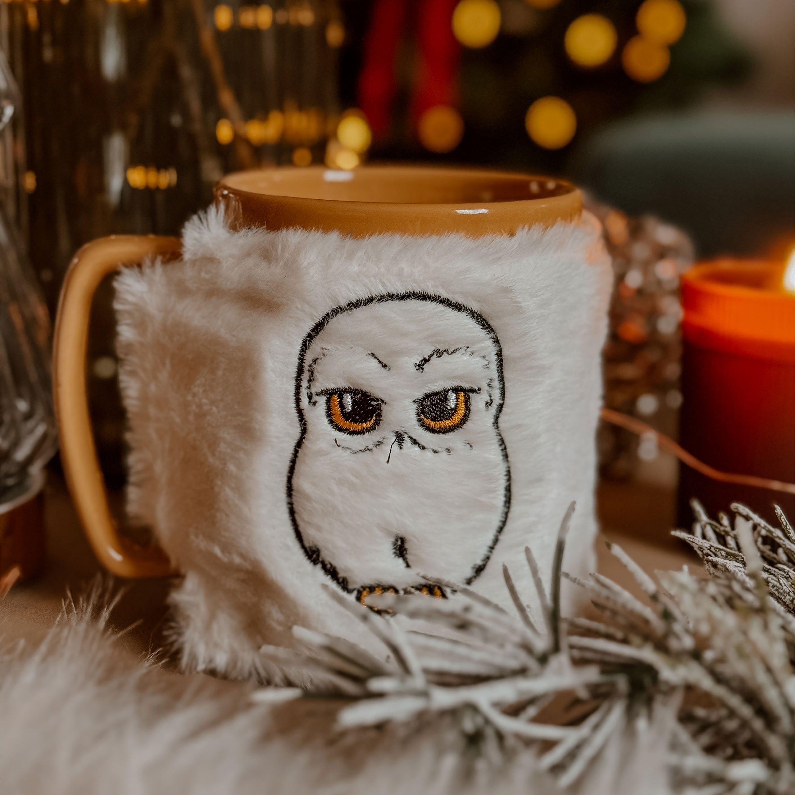Produktbild Hedwig Tasse mit Plüschüberzug - Harry Potter