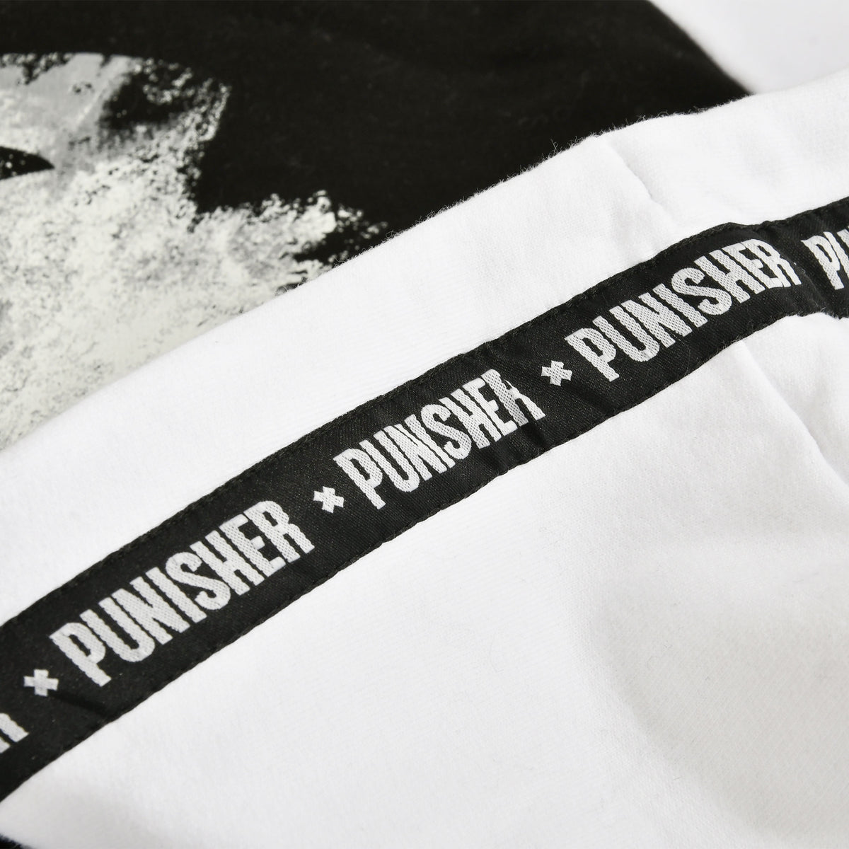 Produktbild Punisher - Logo Hoodie schwarz
