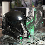 Produktbild Star Wars - Imperial Death Trooper Black Series Helm Replik mit Licht