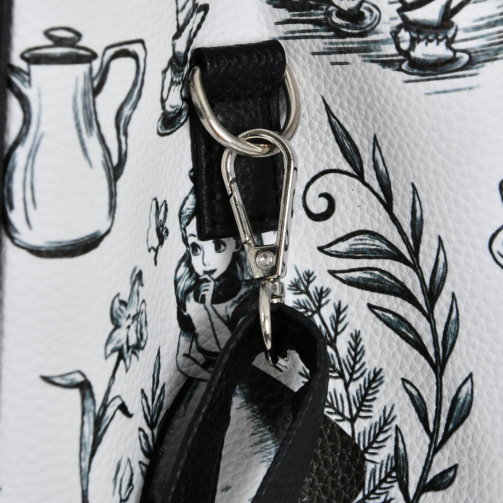 Produktbild Alice im Wunderland - Teeparty Crossbody Tasche