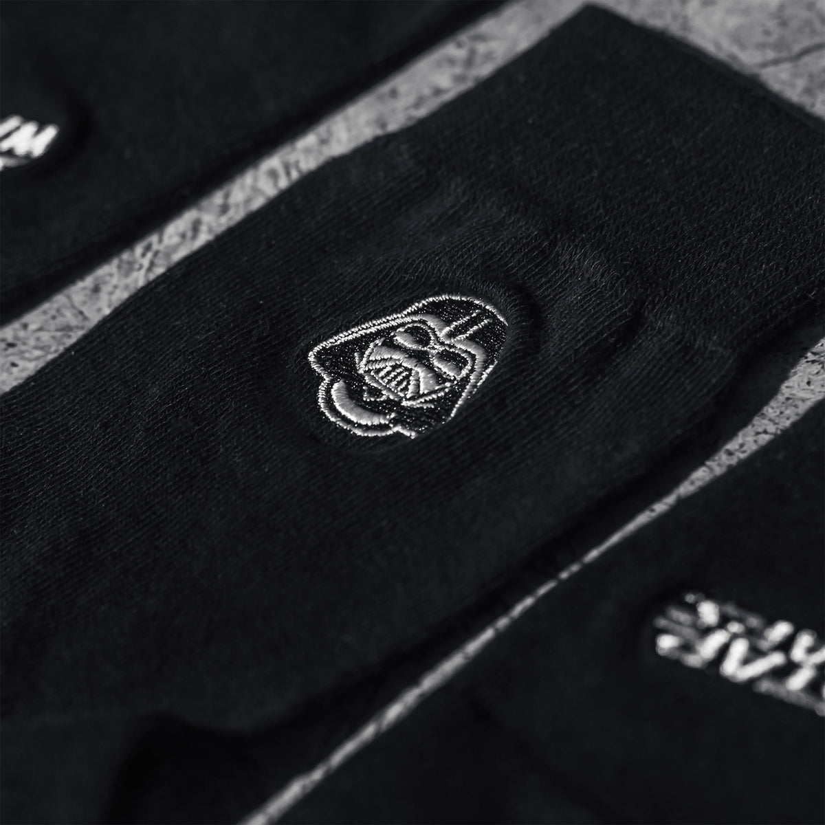 Produktbild Star Wars - Darth Vader Logo Socken 2er Set schwarz