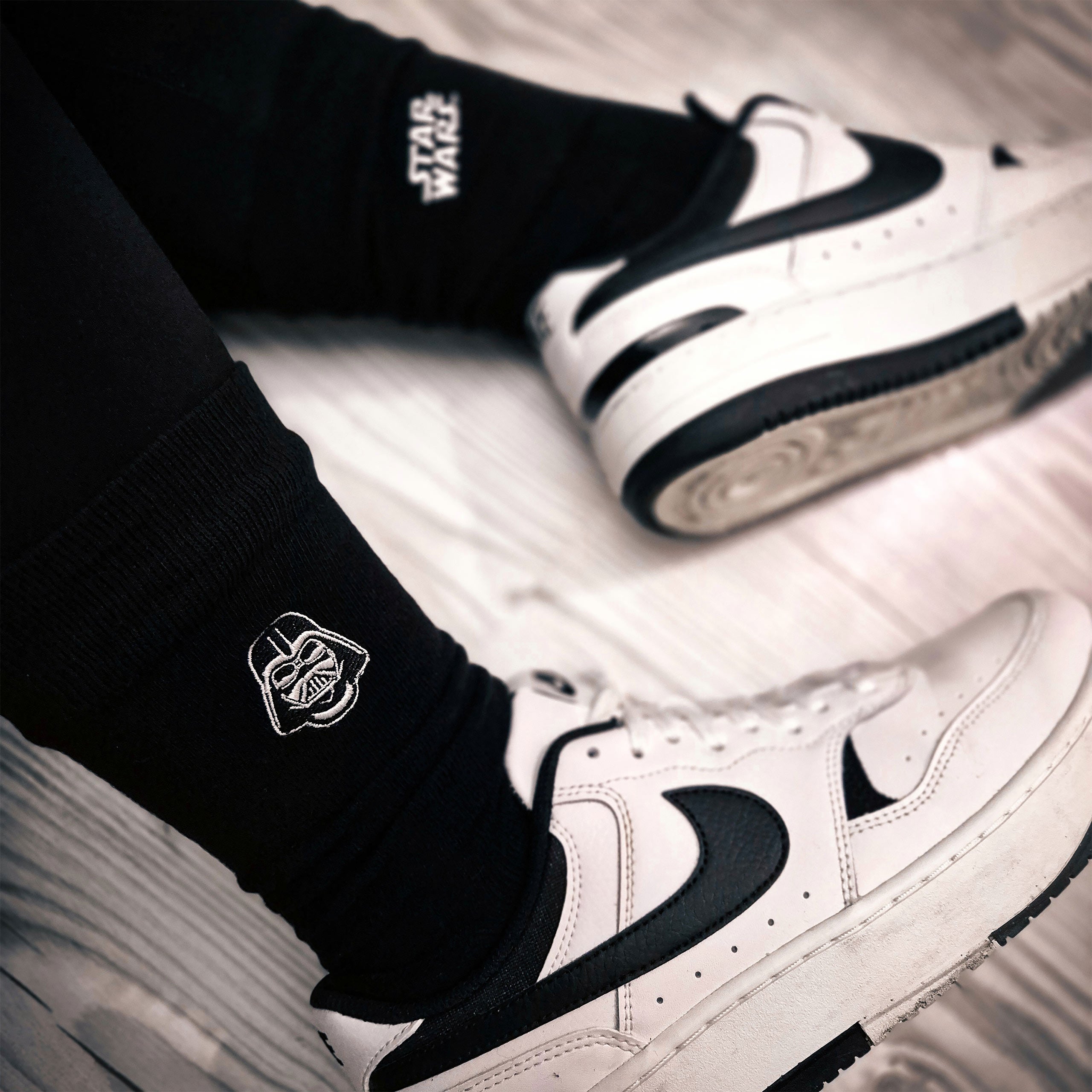 Produktbild Star Wars - Darth Vader Logo Socken 2er Set schwarz
