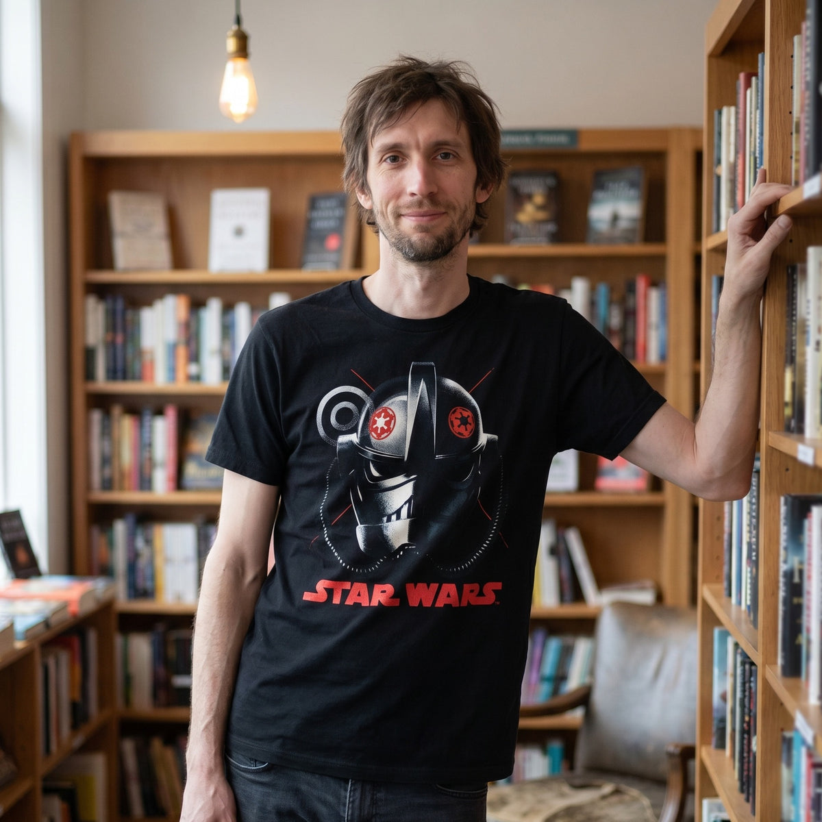 Produktbild Star Wars - Andor Tie Avenger Helm T-Shirt schwarz