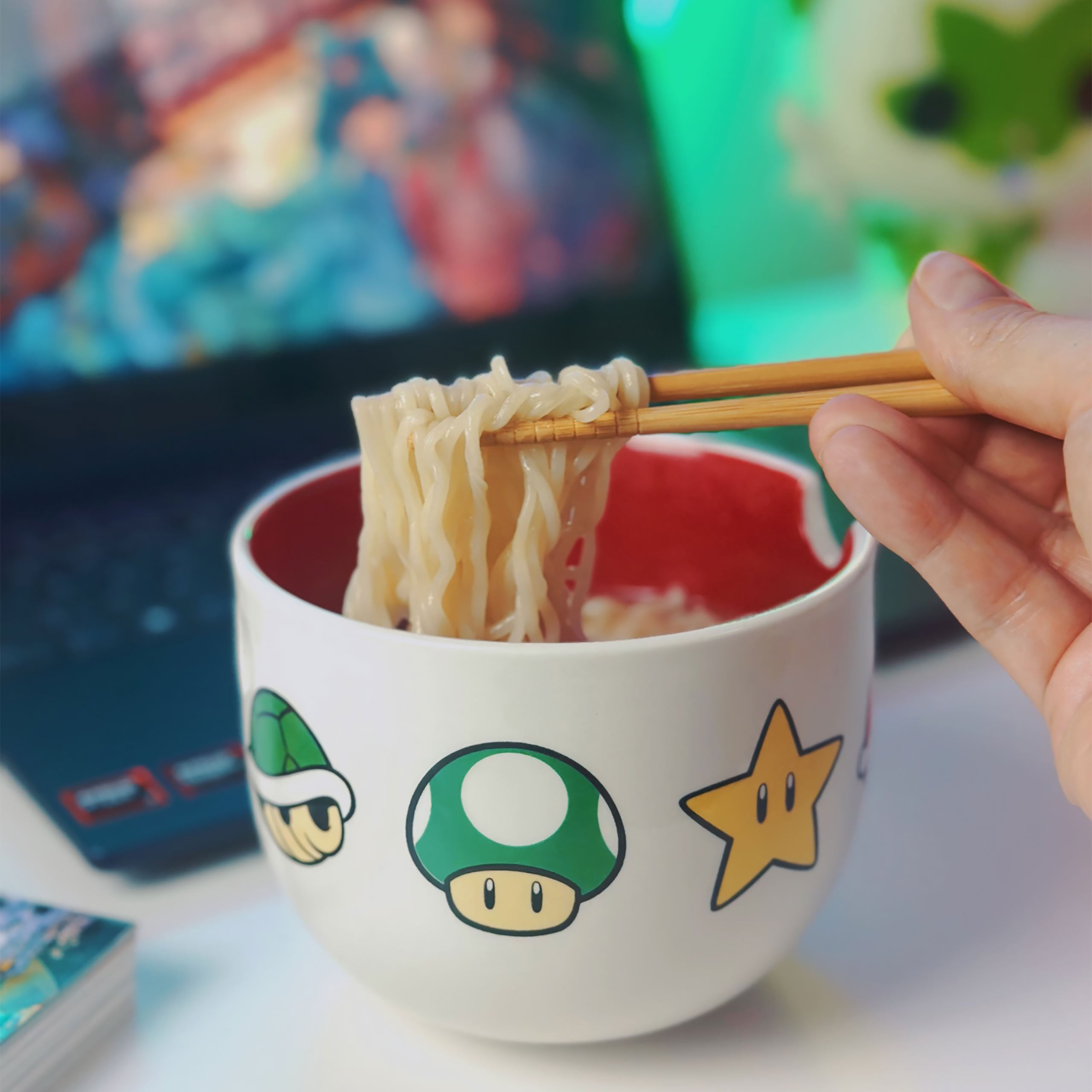 Produktbild Super Mario - Symbols Ramen Schale mit Ess-Stäbchen