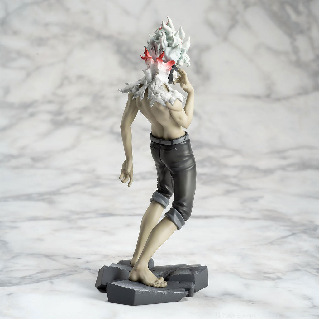 Produktbild Dandadan - Okarun (transformed) Vol. 2 Figur Version 1.5