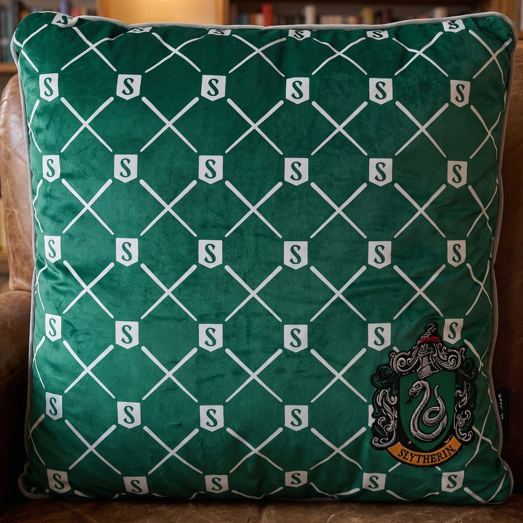 Produktbild Harry Potter - Slytherin Logo Kissen