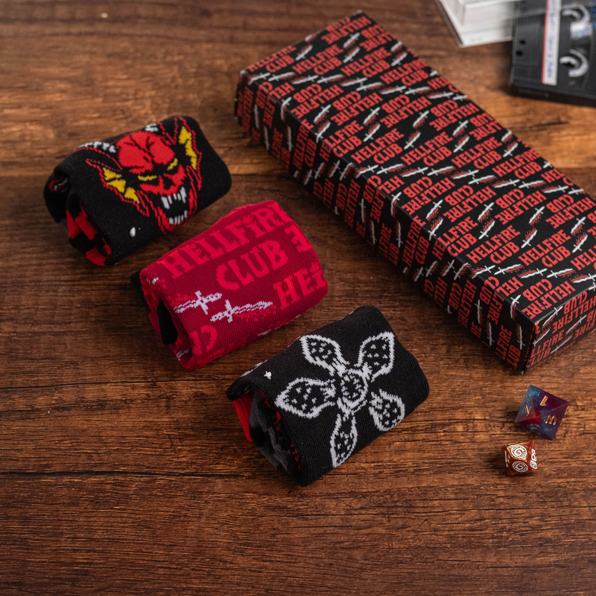 Produktbild Stranger Things - Socken 3er Set in Geschenkbox