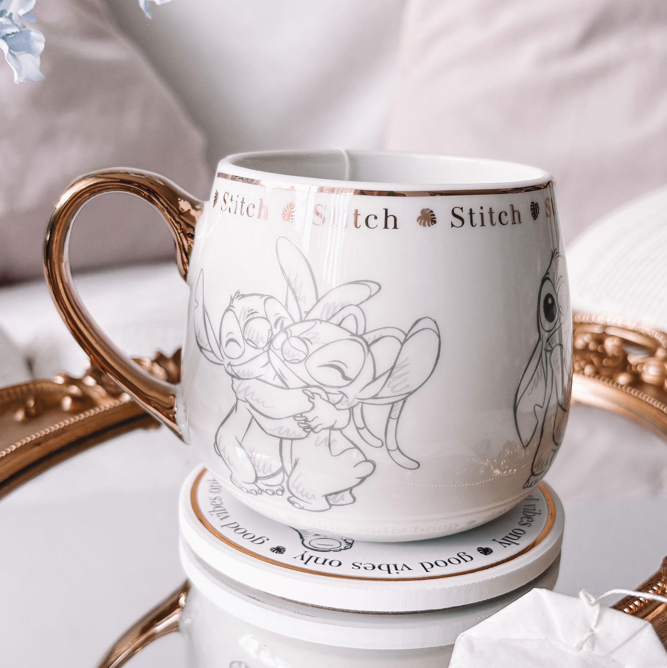 Produktbild Stitch Premium Sammeltasse - Lilo & Stitch