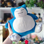 Produktbild Pokemon - Relaxo Plüsch Figur sitzend