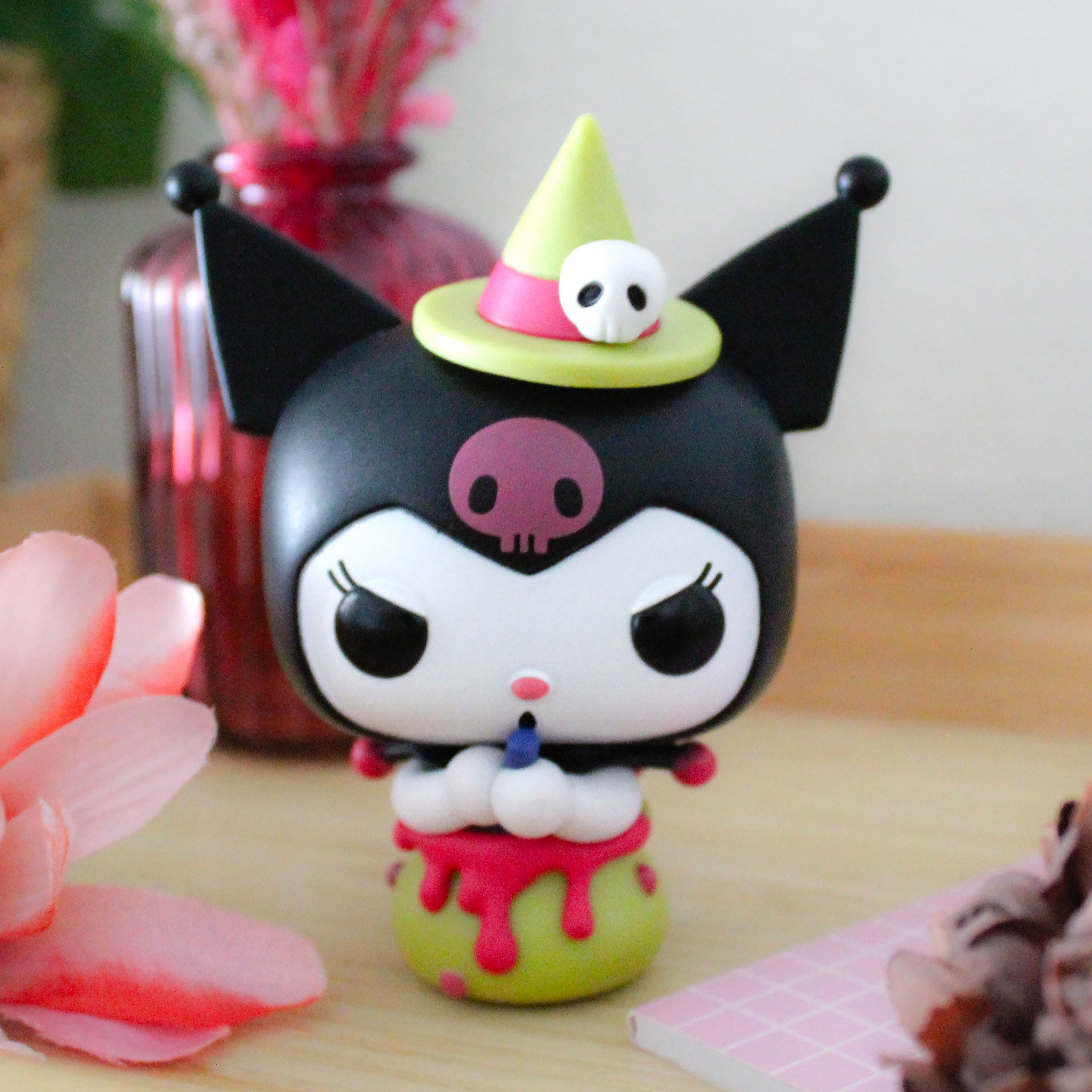 Produktbild Kuromi im Hexenkessel - Hello Kitty Funko Pop Figur