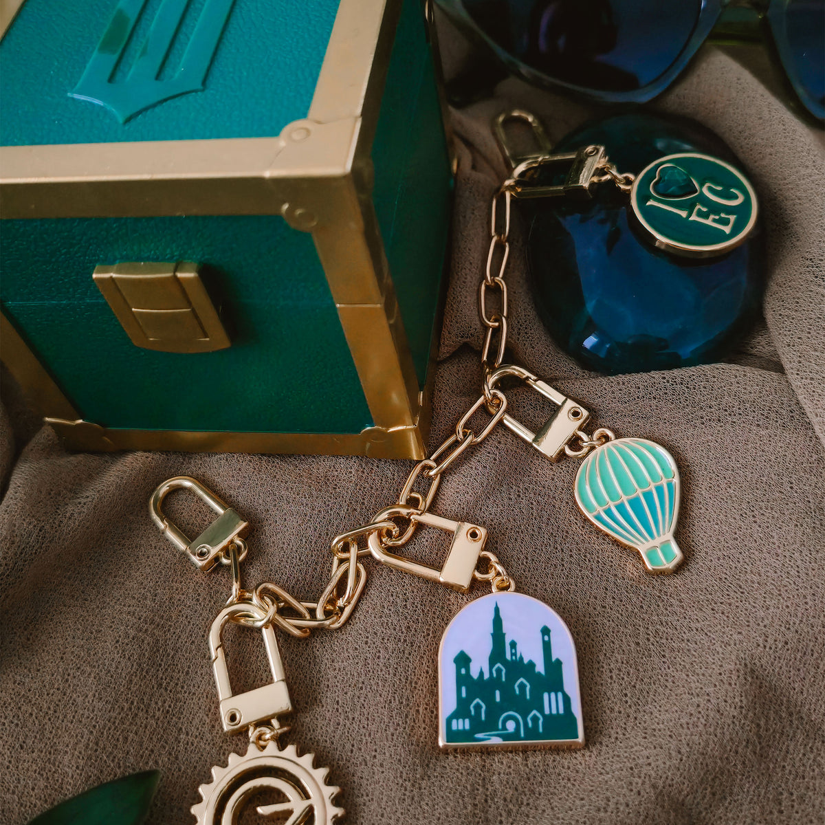 Product image Wicked - Emerald City Charm Bracelet in Suitcase Gift Box