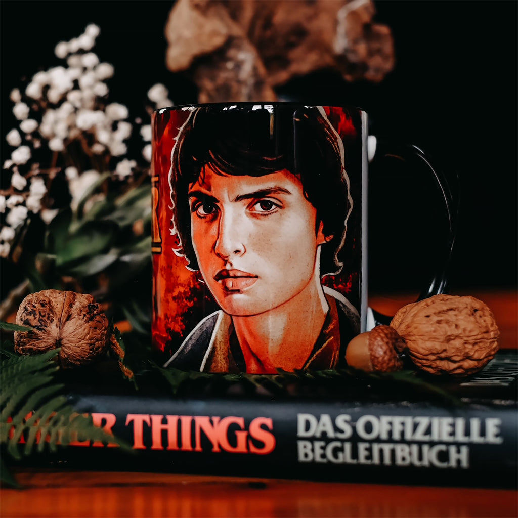 Produktbild Mike Tasse - Stranger Things Final Season