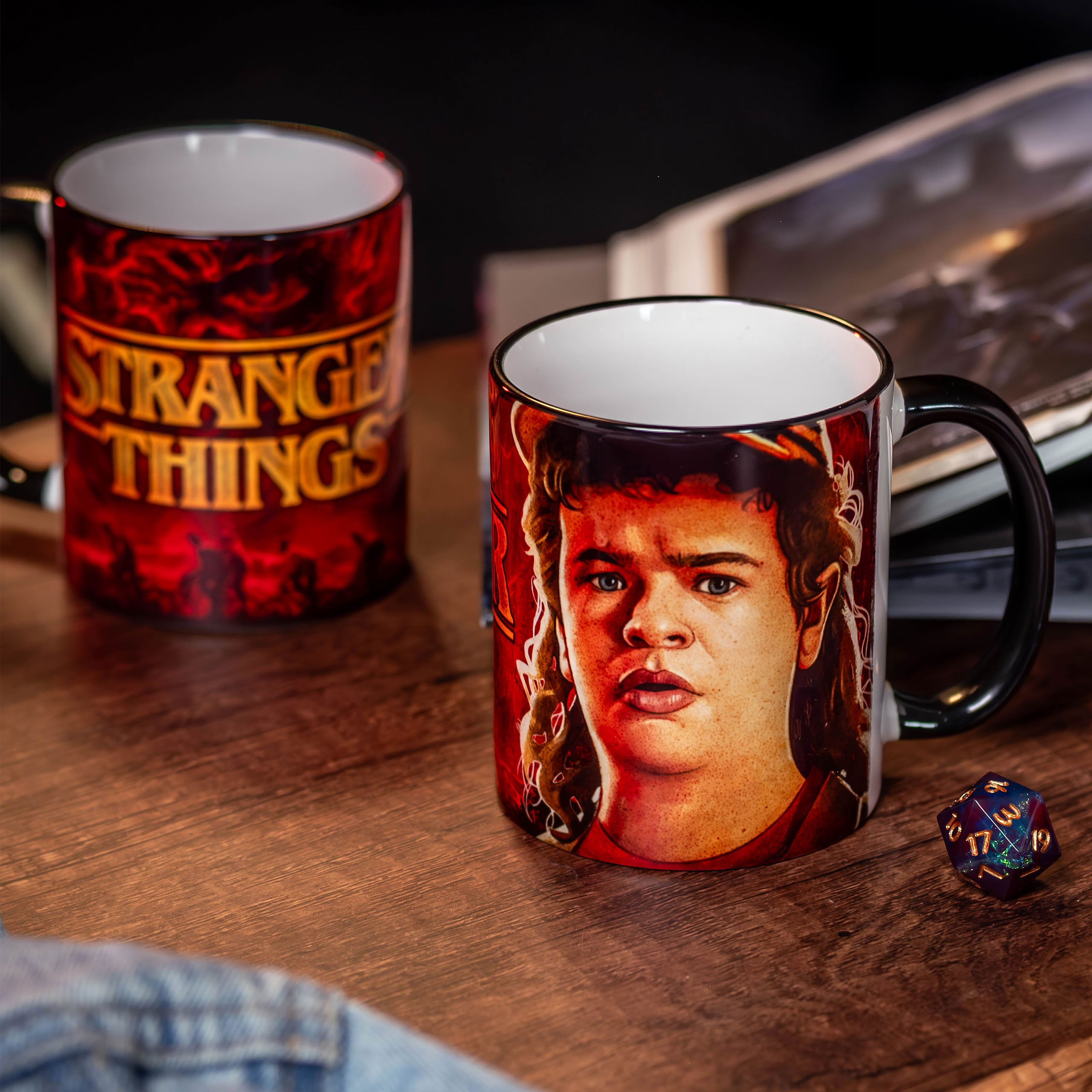 Produktbild Dustin Tasse - Stranger Things Final Season