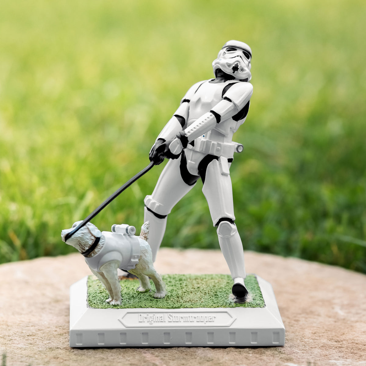 Produktbild Stormtrooper Mans Best Friend Figur - Star Wars