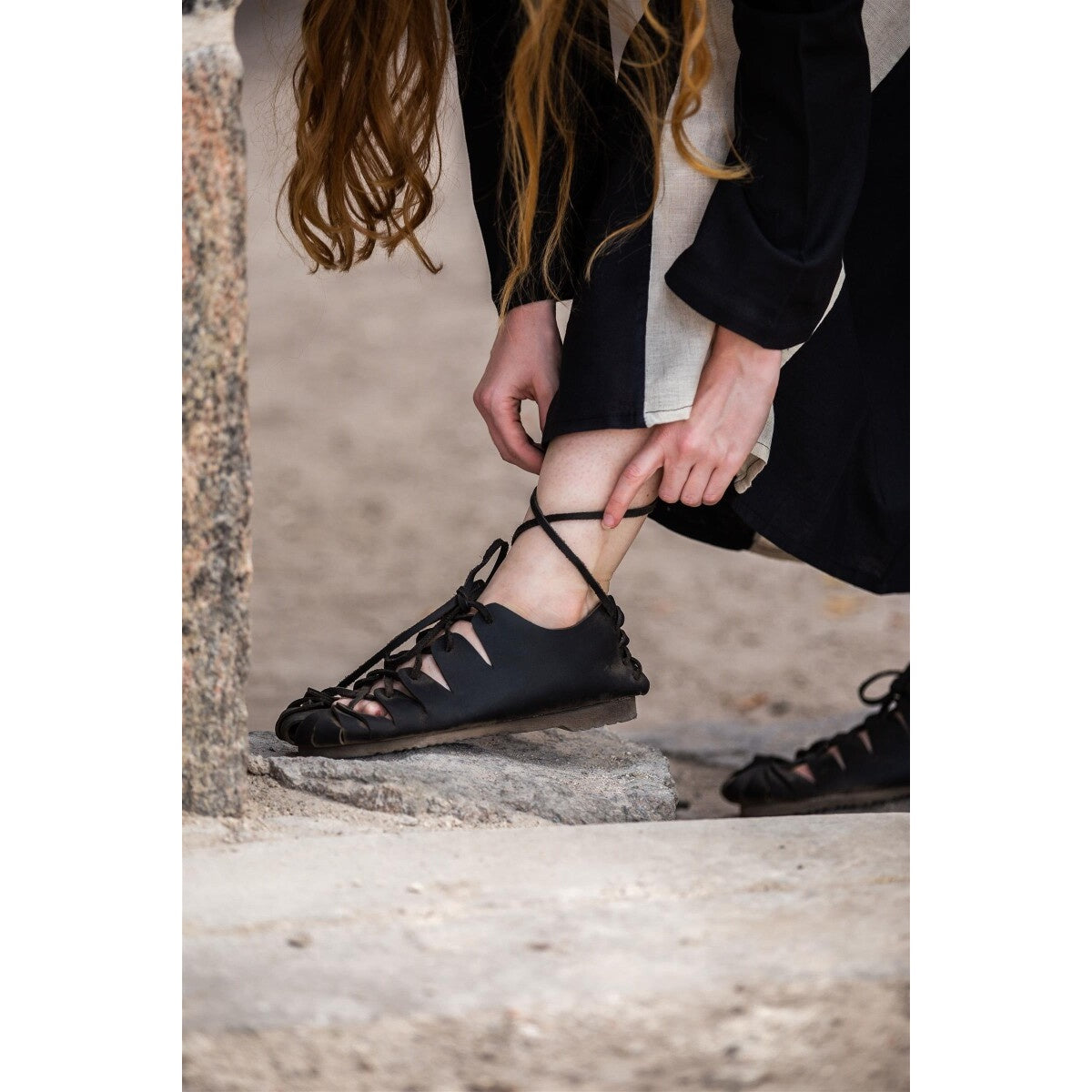Produktbild Mittelalter Bundschuhe aus Nubukleder schwarz