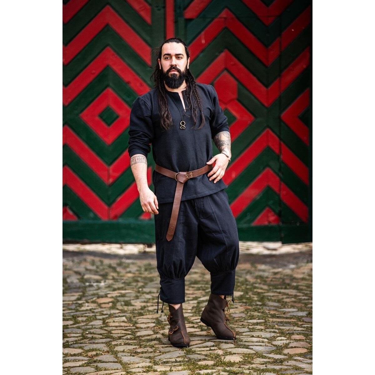 Produktbild Mittelalter Kniebundhose Laurence mit Unterbeinschnürung schwarz