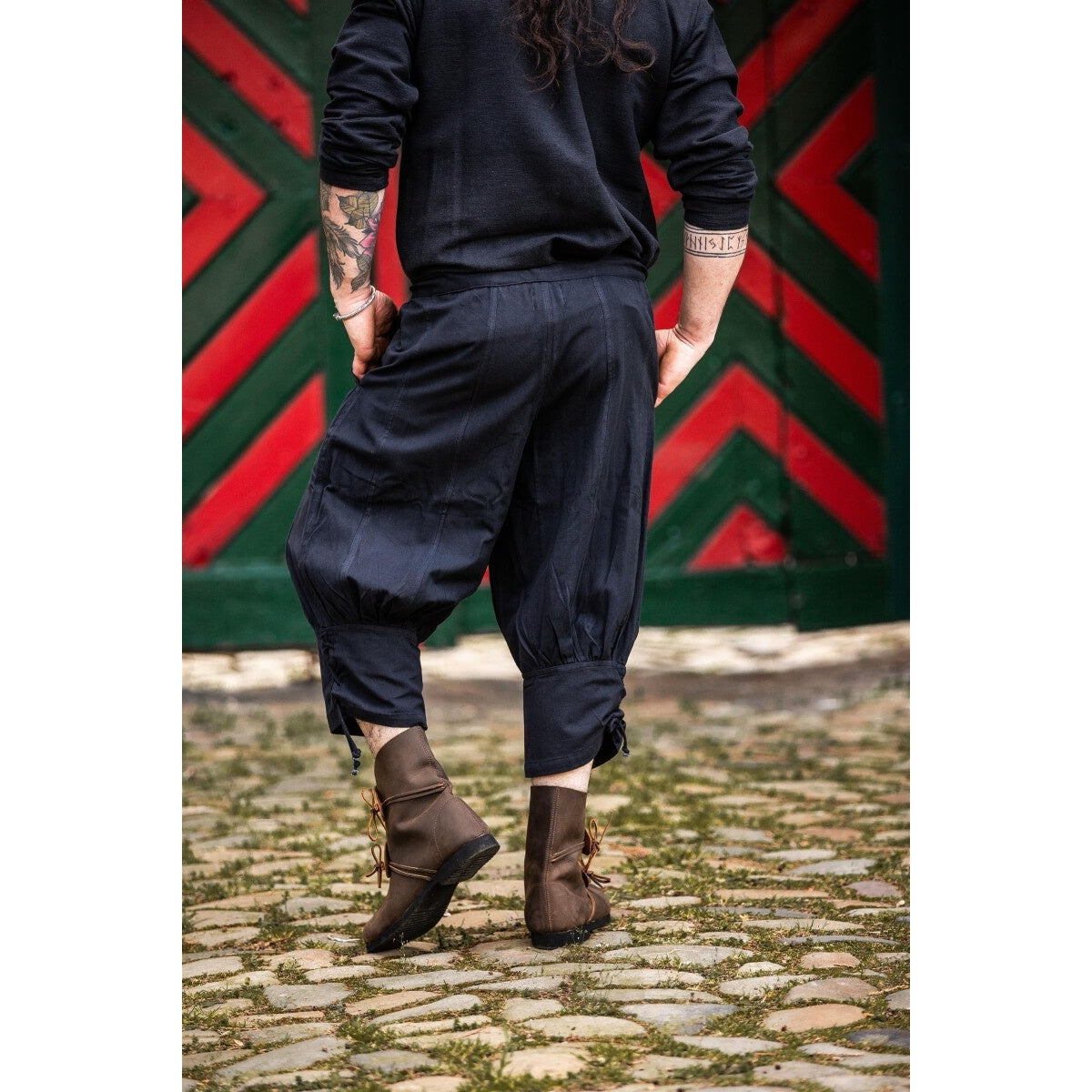 Produktbild Mittelalter Kniebundhose Laurence mit Unterbeinschnürung schwarz