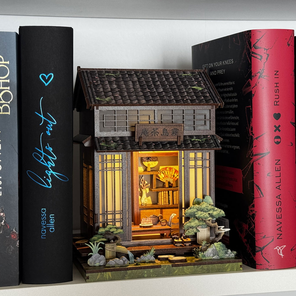 Produktbild CuteBee - Kirishima Cha-an Miniaturhaus Book Nook Modell Bausatz