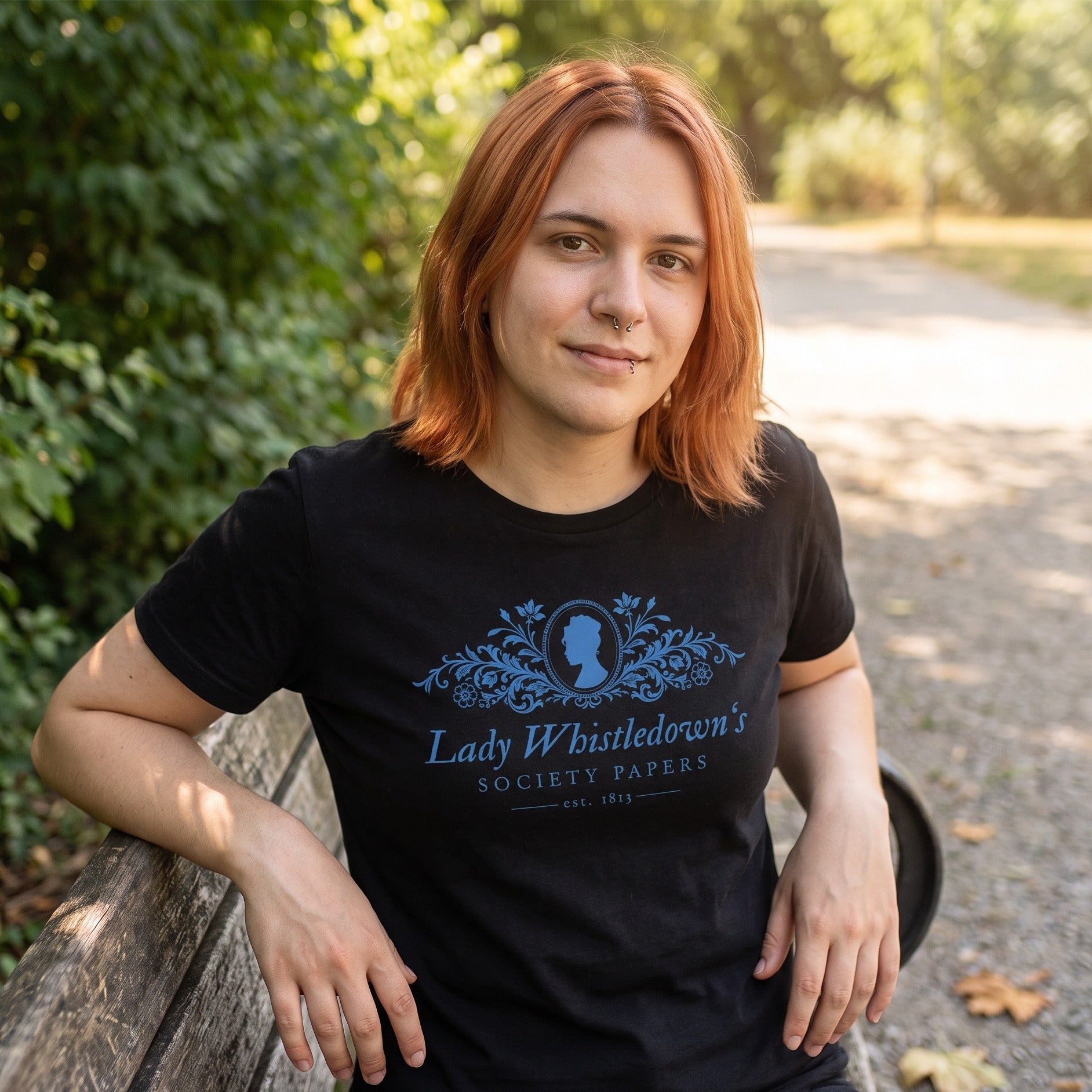 Produktbild Society Papers T-Shirt schwarz für Bridgerton Fans
