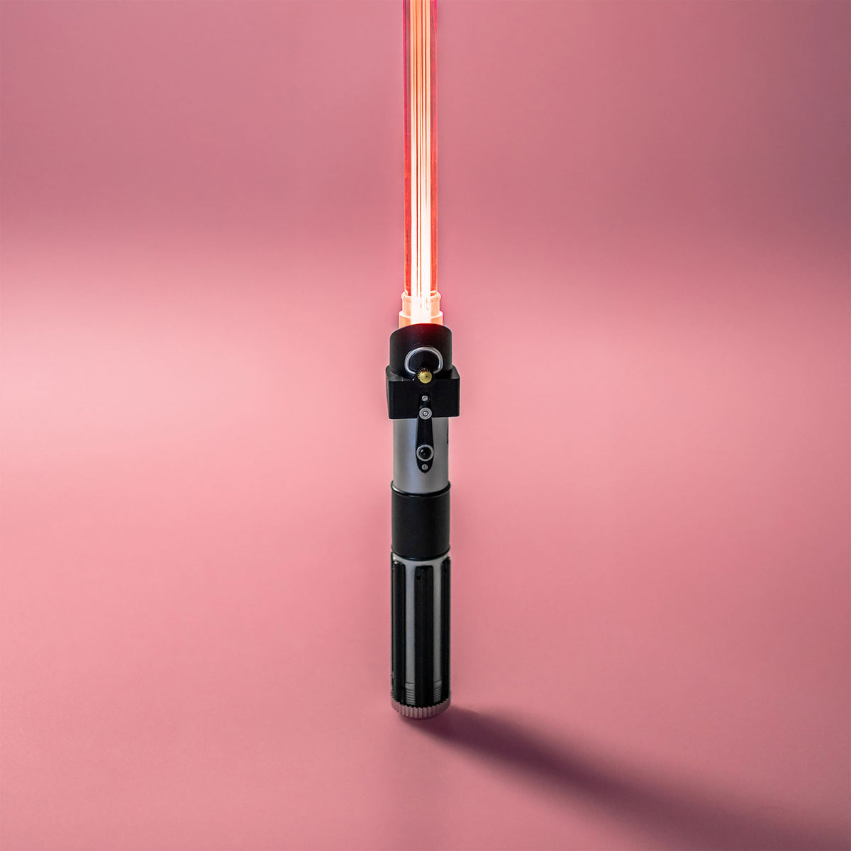 Produktbild Darth Vader Lichtschwert Schirm mit Leuchtfunktion - Star Wars