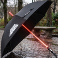 Produktbild Darth Vader Lichtschwert Schirm mit Leuchtfunktion - Star Wars