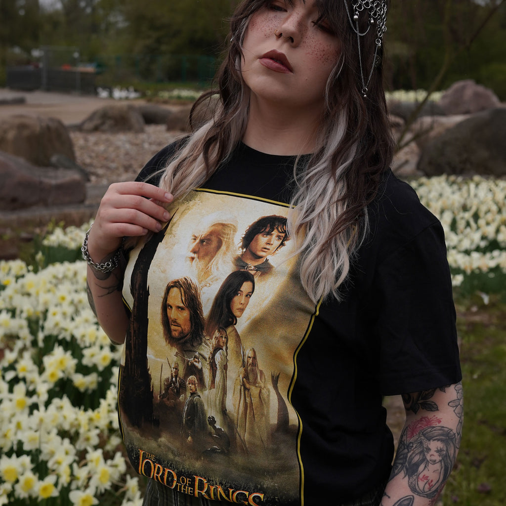 Produktbild Die zwei Türme Poster T-Shirt - Der Herr der Ringe