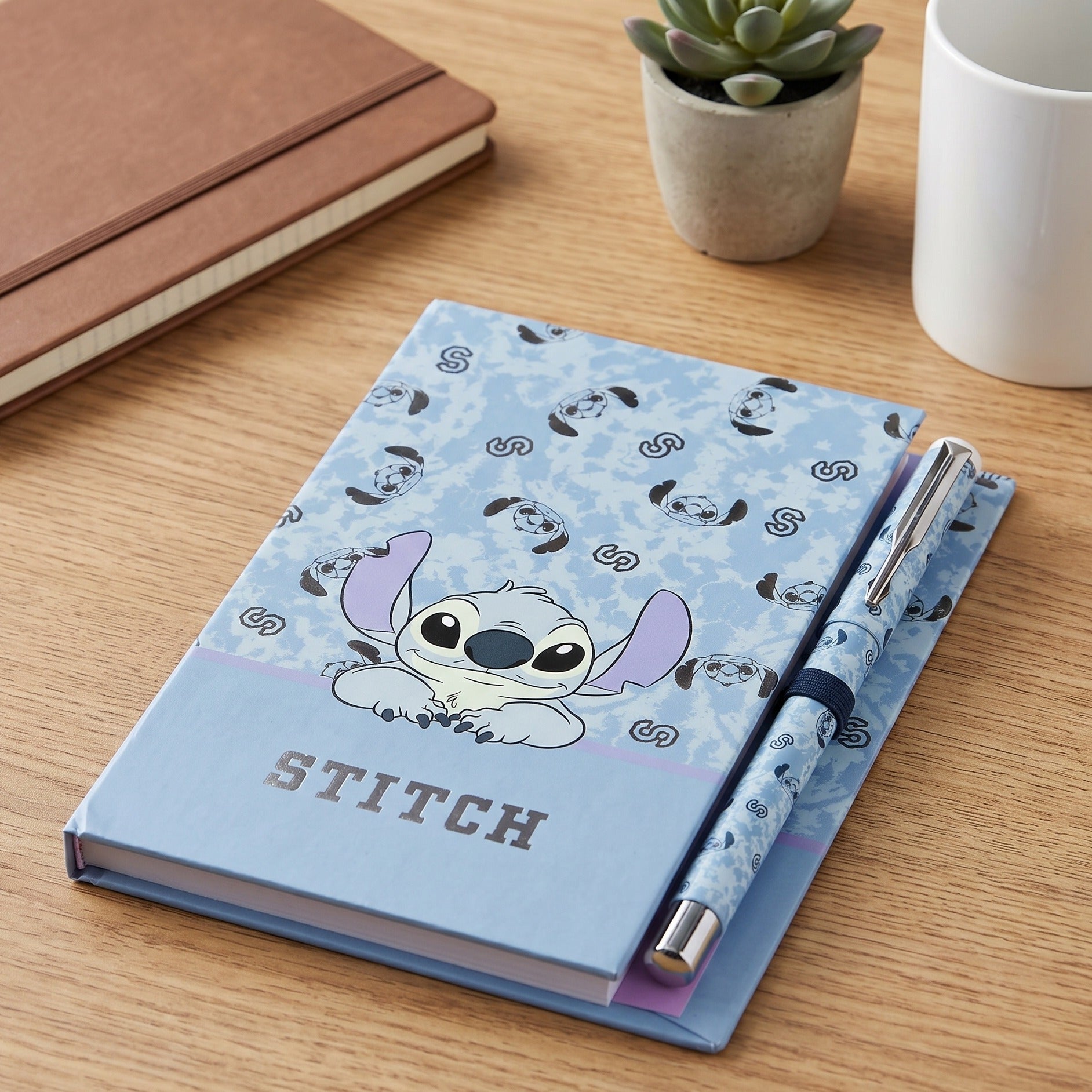 Produktbild Stitch Notizblockset mit Stift - Lilo & Stitch