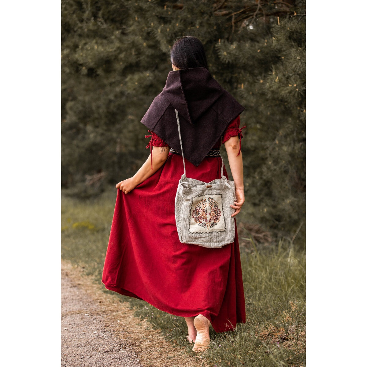 Produktbild Mittelalter Umhängetasche Tora mit Stickerei beige