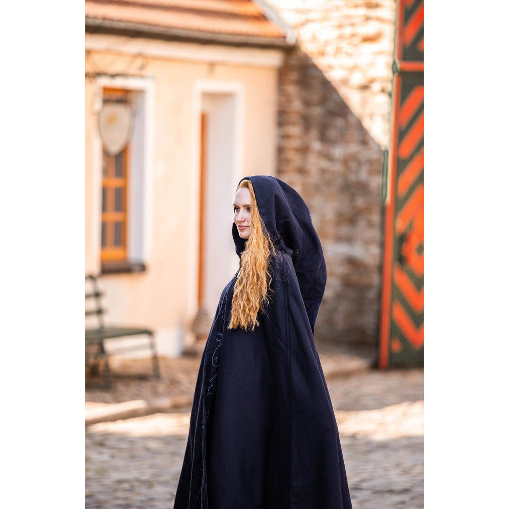 Product image Medieval Cloak with Embroidery and Clasp Gesa