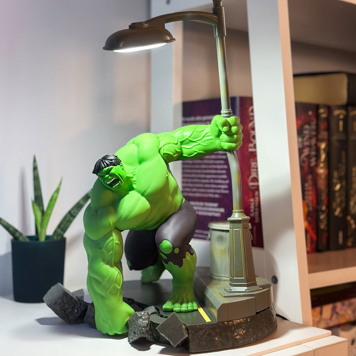 Product image Hulk - Table Lamp
