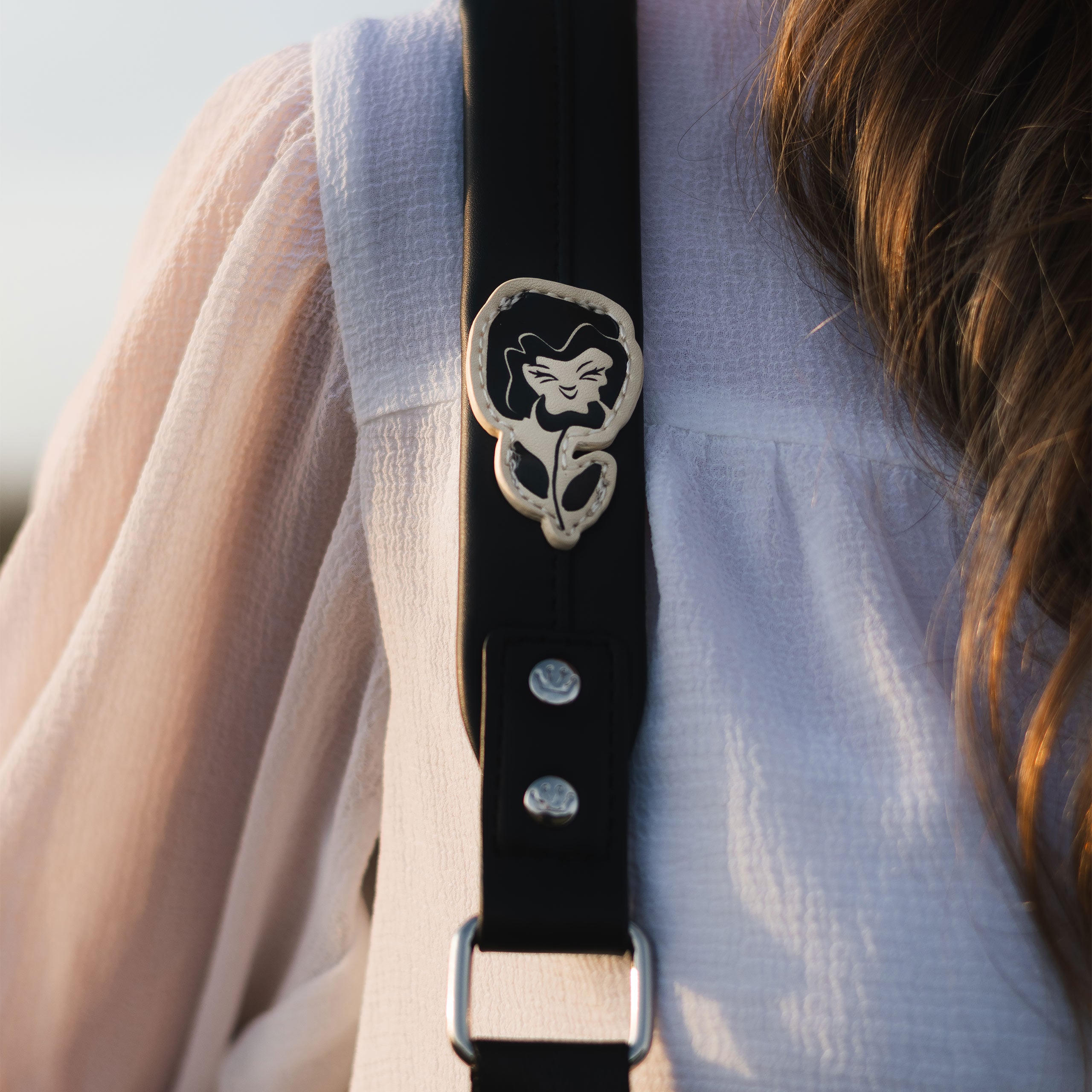 Produktbild Alice im Wunderland - Floral Crossbody Tasche mit Geldbörse