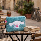 Produktbild Hello Kitty & Friends - Cinnamoroll Plüsch Kosmetiktasche