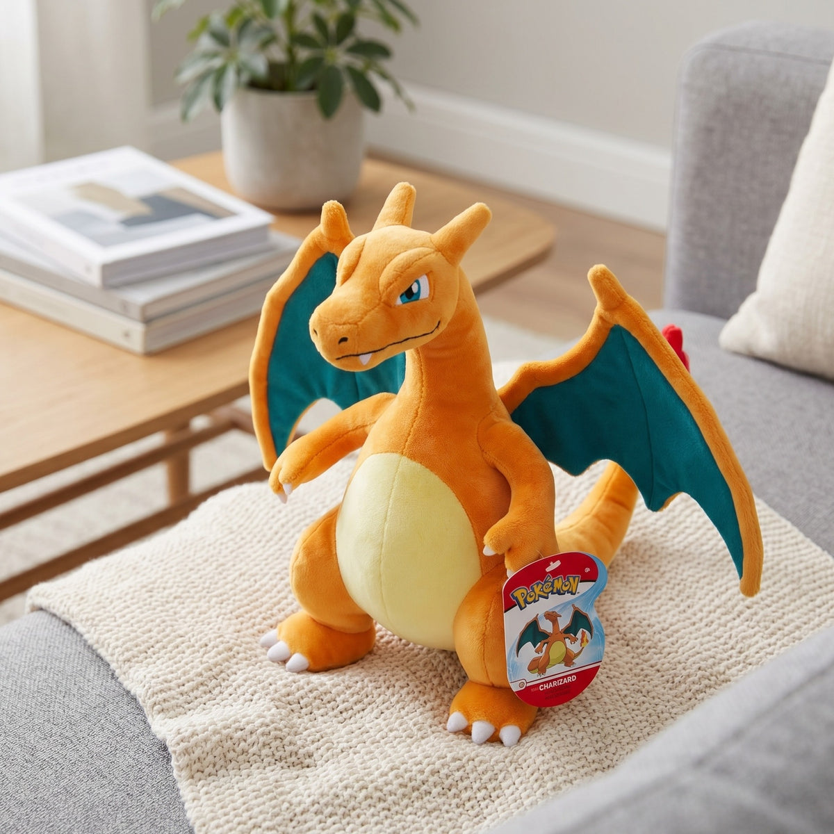 Produktbild Pokemon - Glurak Plüsch Figur