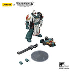 Produktbild Warhammer 40k: : Sons of Horus - Legion Apothecary Actionfigur 12cm