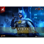 Produktbild The Flash - Batman Masterpiece Actionfigur 1:6 Blue & Grey Suit Limited Edition