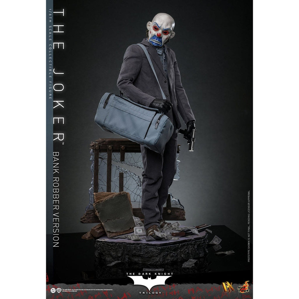 Produktbild The Dark Knight - The Joker Actionfigur 1:6 Bank Robber Version