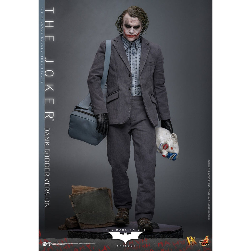 Produktbild The Dark Knight - The Joker Actionfigur 1:6 Bank Robber Version
