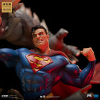 Produktbild DC Comics BDS Art Scale Statue 1/10 Superman vs Doomsday heo EU Exclusive 30 cm