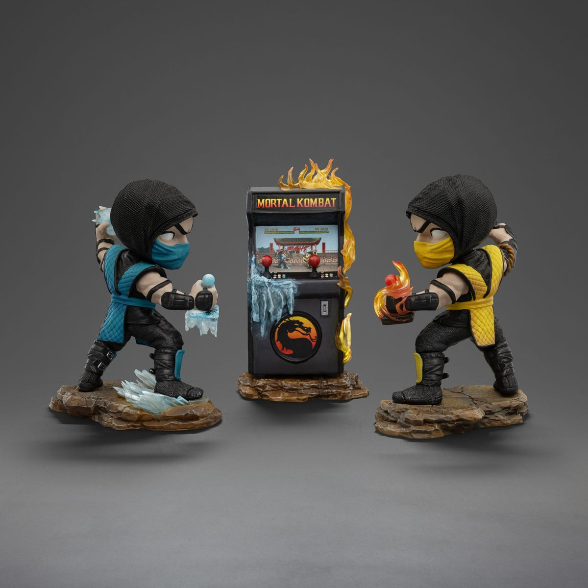 Produktbild Mortal Kombat Mini Co. PVC Figuren Scorpion vs. Subzero Arcade Set 15 cm
